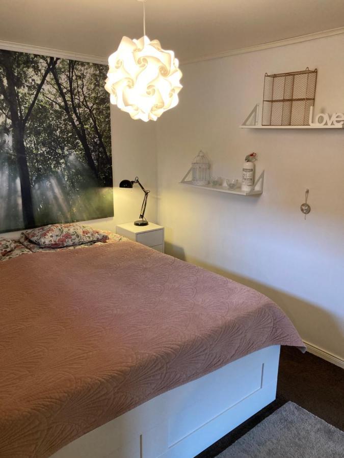 Fint Boende I Vackra Marielund Uppsala Exterior foto